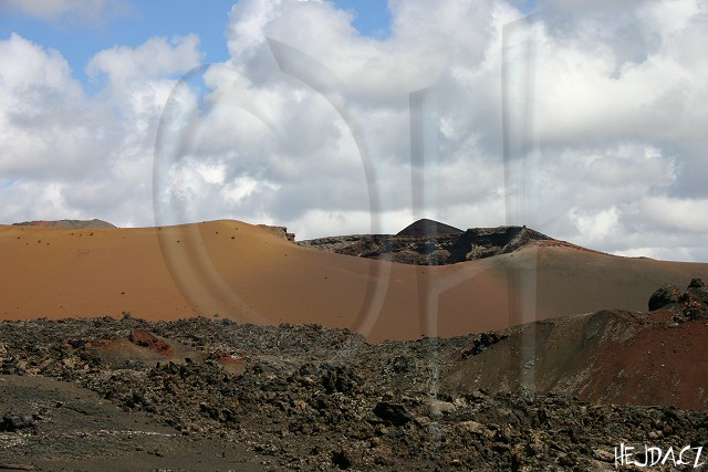 Kráter v Parque Nacional de Timanfaya